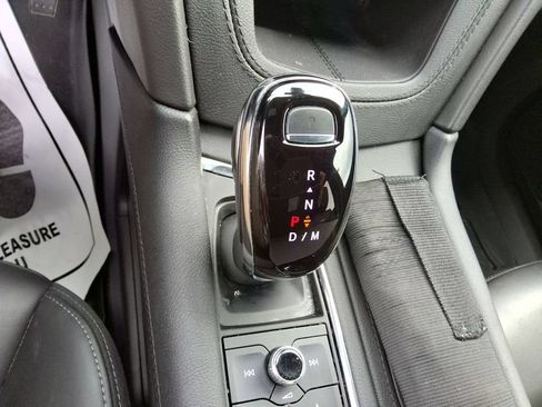 Used 2023 Cadillac XT6 Premium Luxury w/ Technology Package FWD image 15