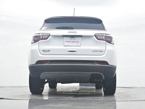 Used 2022 Jeep Compass Limited AWD/4WD image 30