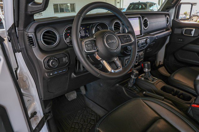 Used 2023 Jeep Wrangler Unlimited Rubicon 4xe AWD/4WD image 11