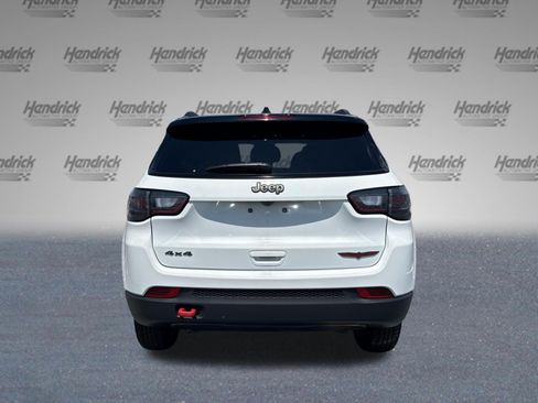 Used 2023 Jeep Compass Trailhawk w/ Trailhawk Elite Group AWD/4WD image 8