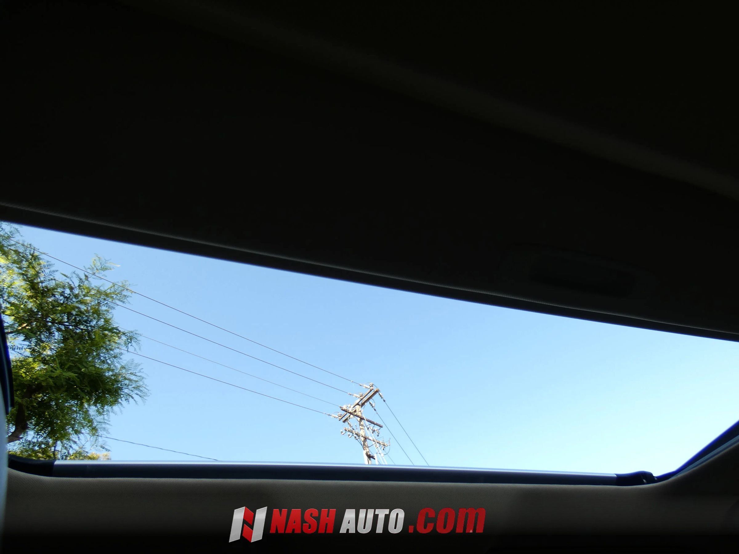 Used 2013 Toyota Avalon Limited FWD image 44