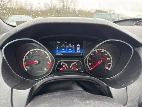 Used 2017 Ford Focus ST image 21