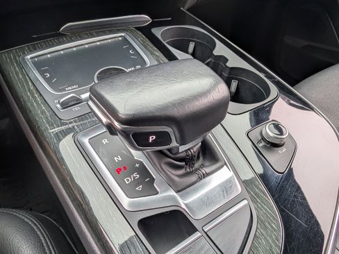 Used 2019 Audi Q7 3.0T Prestige AWD/4WD image 33