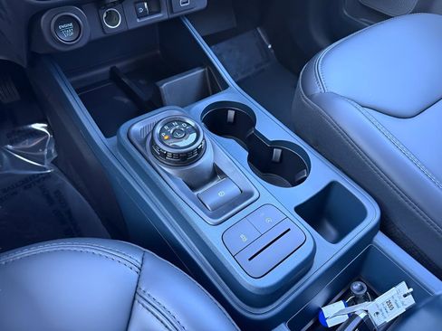 New 2026 Ford Maverick Lariat w/ Black Appearance Package image 20