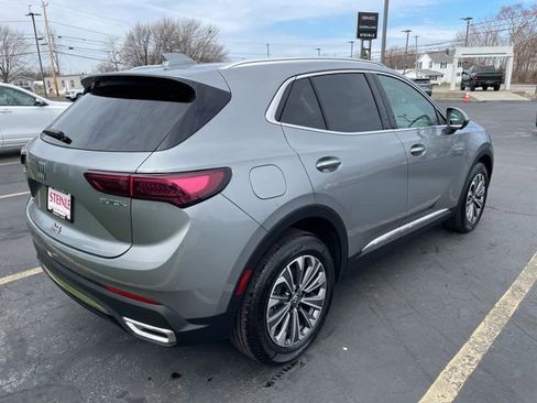 Used 2025 Buick Envision Preferred AWD/4WD image 7