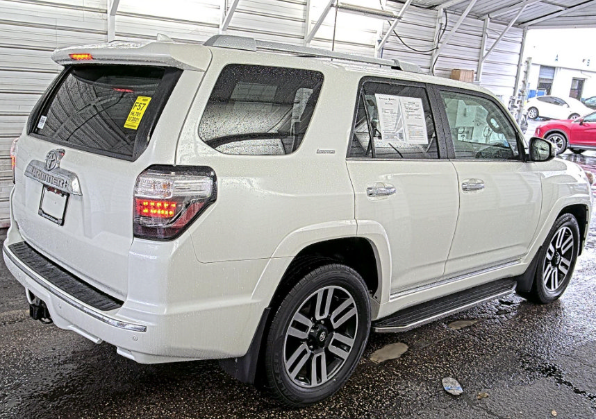 Used 2021 Toyota 4Runner Limited RWD image 3