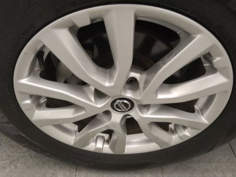 Used 2020 Nissan Rogue SV AWD/4WD image 31