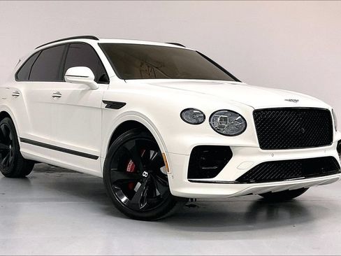 Used 2023 Bentley Bentayga AWD/4WD image 37