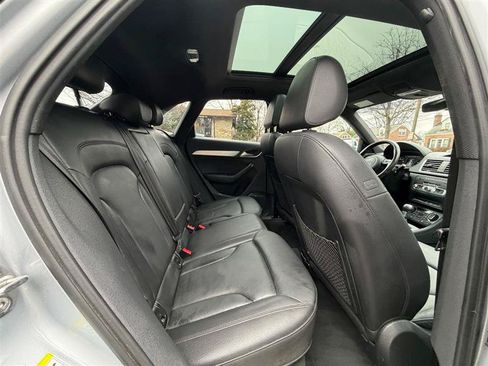 Used 2018 Audi Q3 2.0T Premium Plus w/ Premium Plus Package AWD/4WD image 22