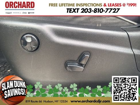 Used 2011 Jeep Grand Cherokee Overland image 21