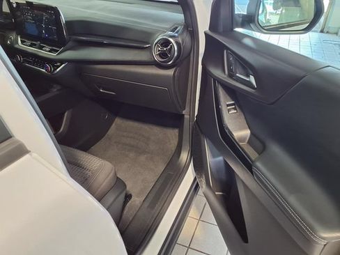 Used 2026 Chevrolet Equinox LT AWD/4WD image 27
