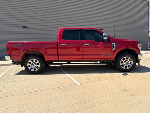 Used 2022 Ford F250 Lariat w/ Lariat Ultimate Package AWD/4WD image 2