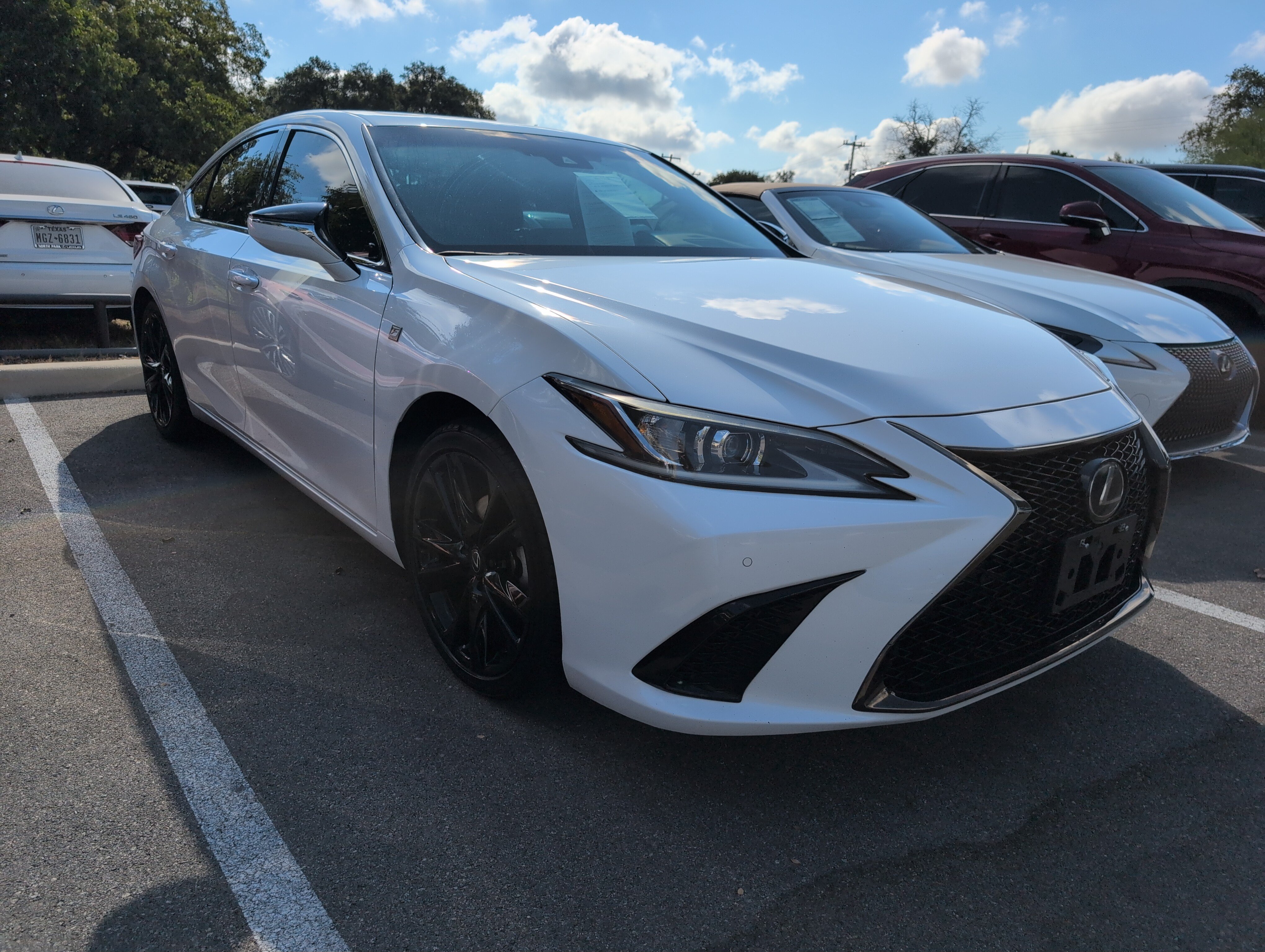 Certified 2022 Lexus ES 350 F Sport FWD image 2