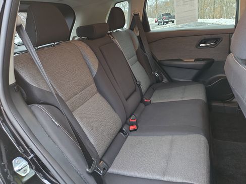 Used 2023 Nissan Rogue SV image 26