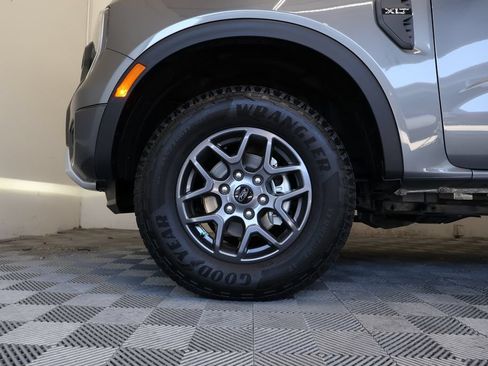 Used 2025 Ford Ranger XLT w/ Trailer Tow Package AWD/4WD image 9