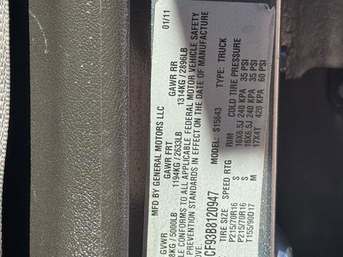 Used 2011 Chevrolet Colorado LT image 24