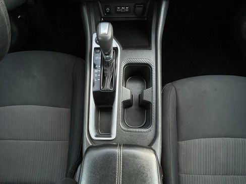 Used 2024 Nissan Sentra SV FWD image 20