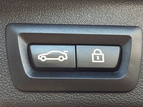 Used 2019 BMW X5 xDrive50i AWD/4WD image 9