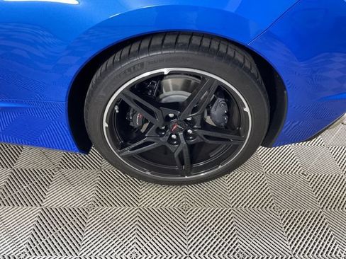 Used 2024 Chevrolet Corvette Stingray Preferred Cpe w/ Z51 Performance Package RWD image 20