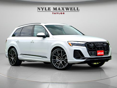 Used 2025 Audi Q7 3.0T Prestige AWD/4WD image 2