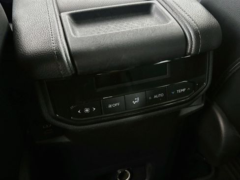 Used 2024 Toyota Grand Highlander AWD Hybrid image 25