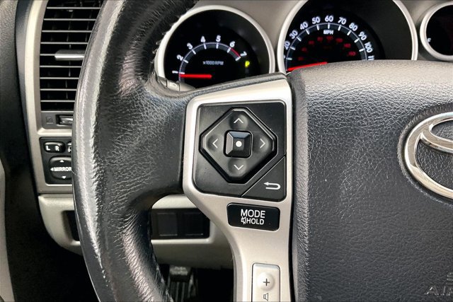 Used 2015 Toyota Sequoia Limited AWD/4WD image 21