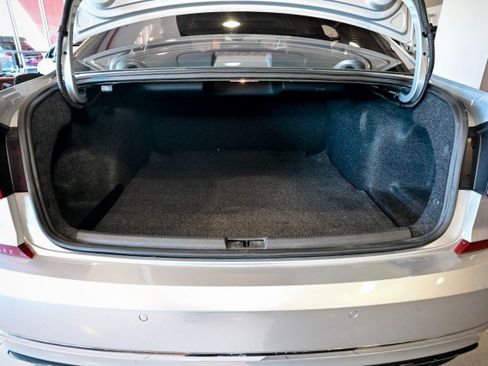 Used 2019 Volkswagen Passat 2.0T SE R-Line FWD image 20