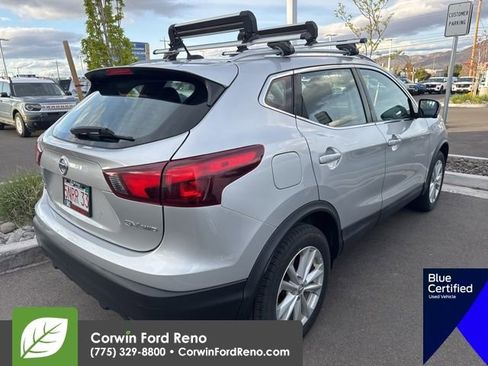 Used 2017 Nissan Rogue Sport SV w/ SV Premium Package image 9