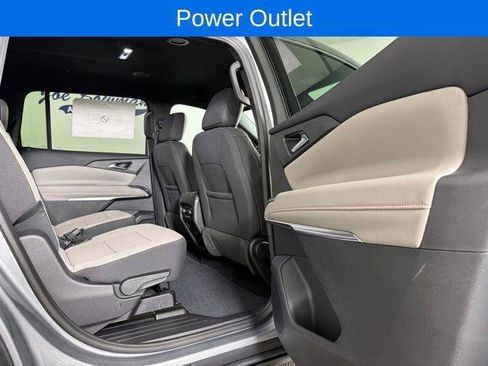 New 2026 Chevrolet Traverse LT w/ Driver Confidence Package image 20