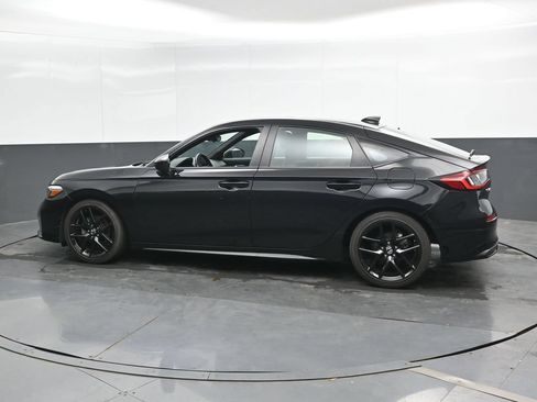 Used 2025 Honda Civic Sport image 9