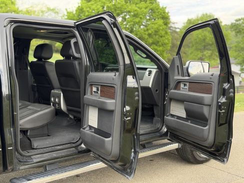 Used 2013 Ford F150 Lariat w/ Luxury Equipment Group image 24