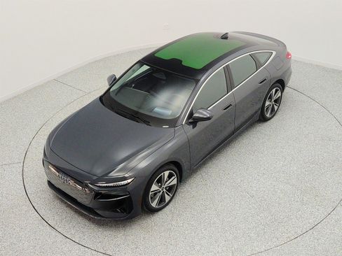 Used 2025 Audi A6 e-tron Premium Plus w/ Premium Plus RWD image 22