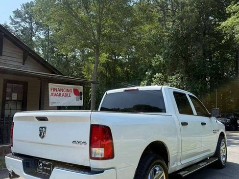 Used 2012 RAM 1500 Express w/ Detroit Red Wings Edition AWD/4WD image 6