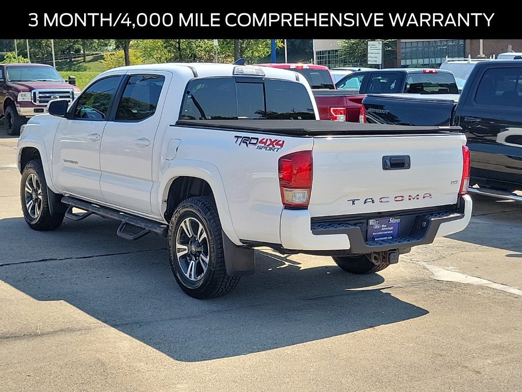 Used 2017 Toyota Tacoma TRD Sport w/ Tow Package (A/T) AWD/4WD image 3