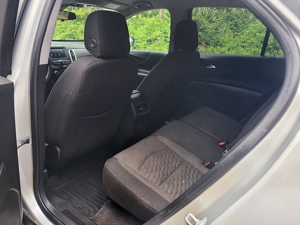 Used 2021 Chevrolet Equinox LT FWD image 16
