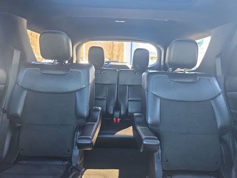 Used 2022 Ford Explorer ST image 39