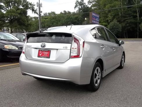 Used 2015 Toyota Prius Three FWD image 3