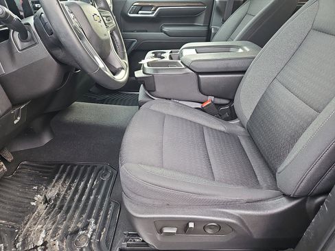 Used 2023 Chevrolet Silverado 1500 LT image 32