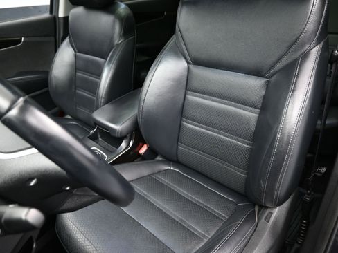Used 2020 Kia Sorento EX FWD image 14