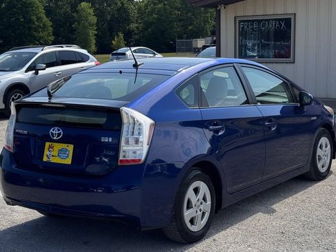 Used 2011 Toyota Prius Four w/ Solar Roof Pkg FWD image 8