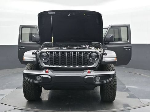 Used 2024 Jeep Wrangler Unlimited Rubicon w/ Technology Group AWD/4WD image 48