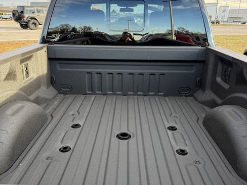 Used 2025 Ford F250 Platinum image 8