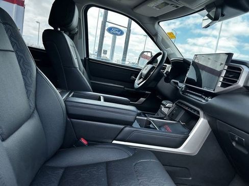 Used 2023 Toyota Tundra Limited AWD/4WD image 13