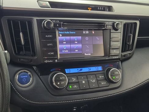 Used 2018 Toyota RAV4 LE Plus AWD/4WD image 28