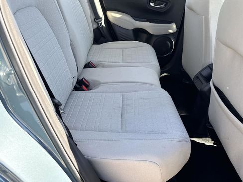 Used 2024 Honda HR-V LX image 15