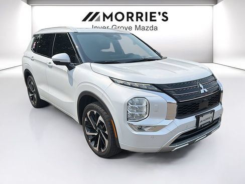 Used 2022 Mitsubishi Outlander SEL AWD/4WD image 3