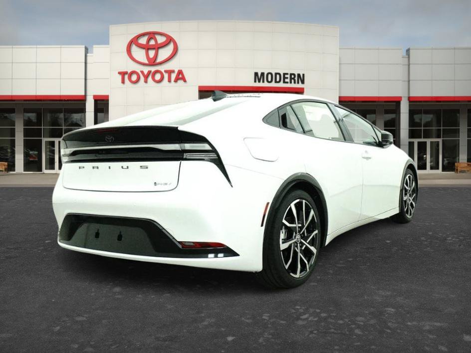 New 2026 Toyota Prius Plug-In Hybrid w/ Limited Premium Package FWD image 5