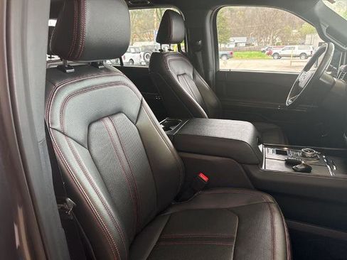 Certified 2024 Ford Expedition Limited image 22