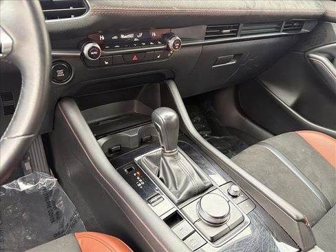 Used 2024 MAZDA MAZDA3 s image 20