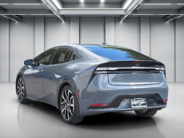 Used 2024 Toyota Prius Prime FWD image 5